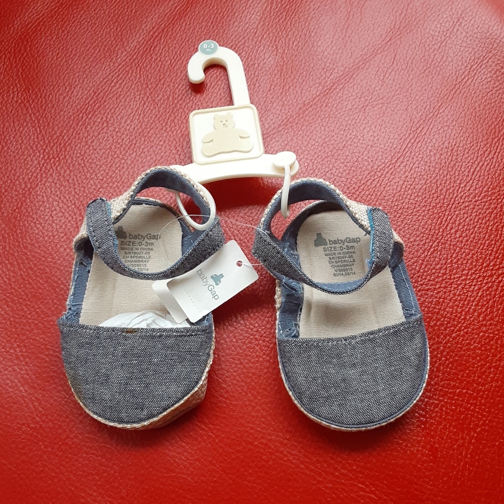 BABY GAP 《Soft Bottom Strap Ankle Sandal》